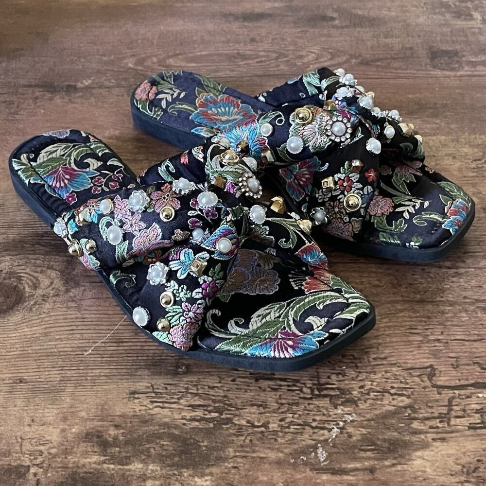 Azalea Wang Womens Ramsey Sandal Sz 7 Black Floral Jacquard Beaded Pearl Crystal - Picture 2 of 13